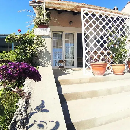 Daire Svetac - Beautiful Sea And Islands View Rogoznica (Sibenik-Knin)